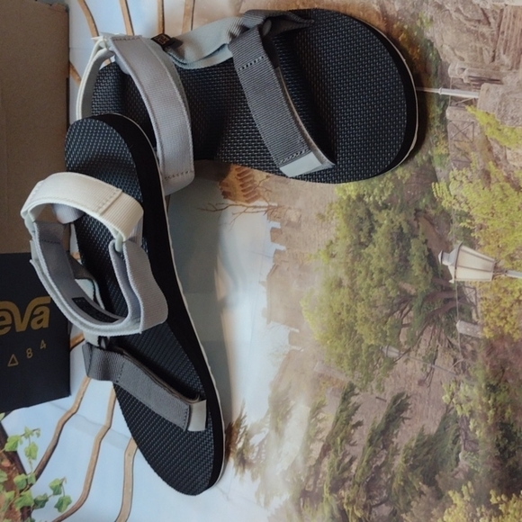 TEVA original universal sandals size 12 - Picture 4 of 8
